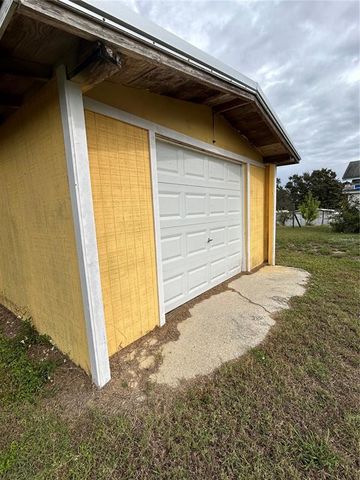 315 VIRGINIA STREET, Frostproof, FL 33843