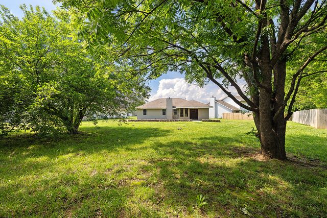 3826 S Lexus Court S, Springfield, MO 65807
