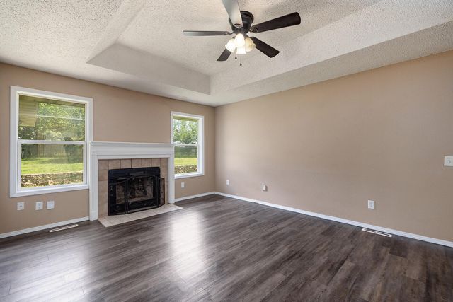 3826 S Lexus Court S, Springfield, MO 65807