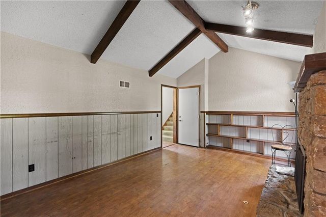 5718 Westgate Street, Shawnee, KS 66216