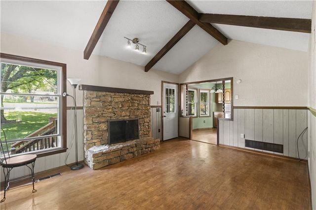 5718 Westgate Street, Shawnee, KS 66216