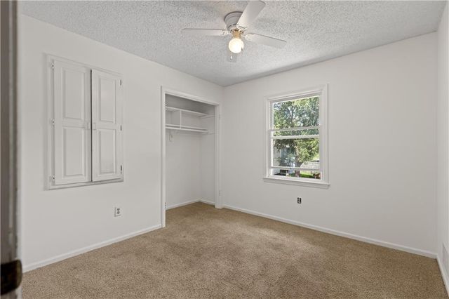 5718 Westgate Street, Shawnee, KS 66216
