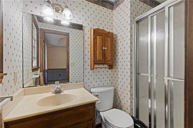 5718 Westgate Street, Shawnee, KS 66216