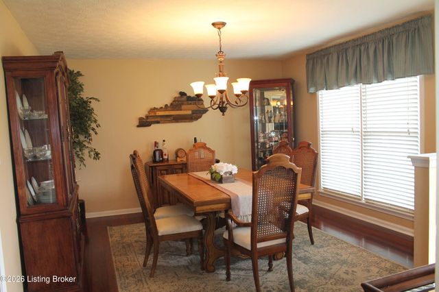 7203 Old N Church Rd, Louisville, KY 40214