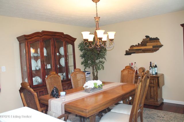 7203 Old N Church Rd, Louisville, KY 40214