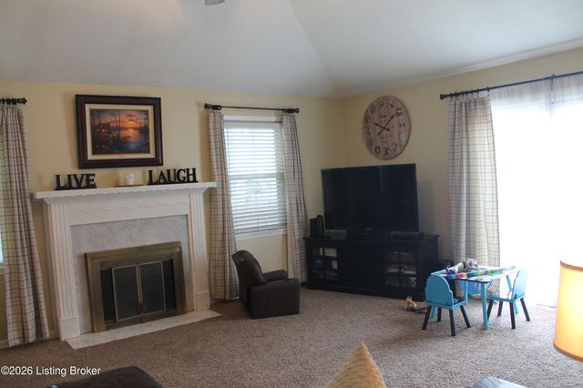 7203 Old N Church Rd, Louisville, KY 40214