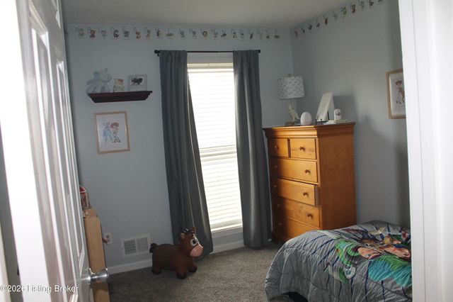 7203 Old N Church Rd, Louisville, KY 40214