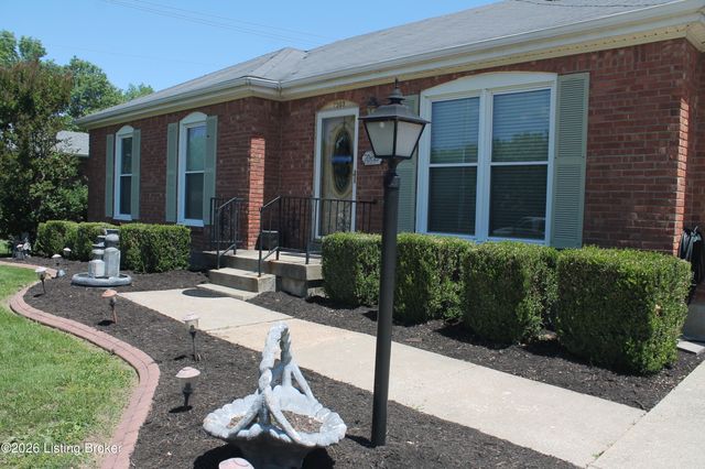 7203 Old N Church Rd, Louisville, KY 40214