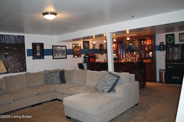 7203 Old N Church Rd, Louisville, KY 40214