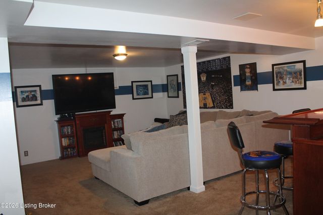 7203 Old N Church Rd, Louisville, KY 40214