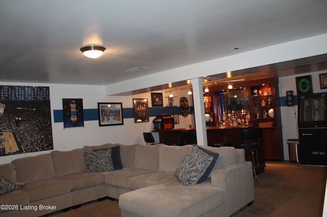 7203 Old N Church Rd, Louisville, KY 40214
