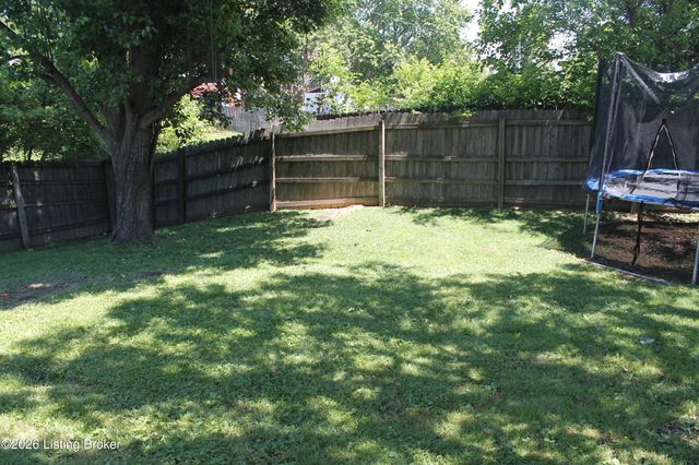 7203 Old N Church Rd, Louisville, KY 40214