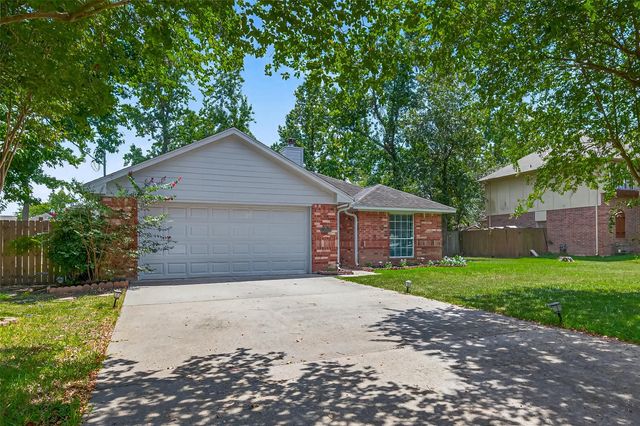 6719 Woodland Oaks, Magnolia, TX 77354
