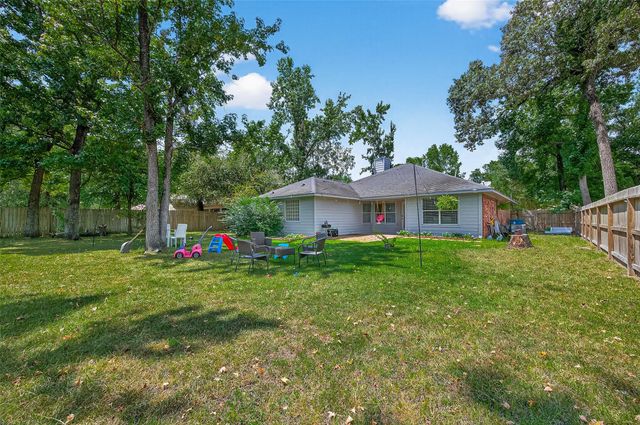 6719 Woodland Oaks, Magnolia, TX 77354