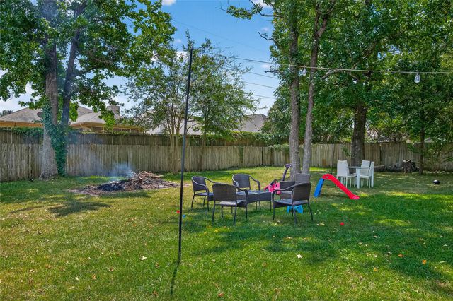6719 Woodland Oaks, Magnolia, TX 77354