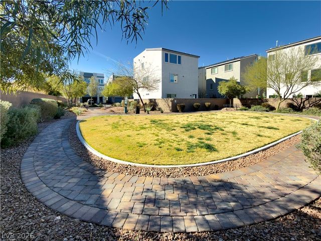 7764 Corte Bianca Court, Las Vegas, NV 89113