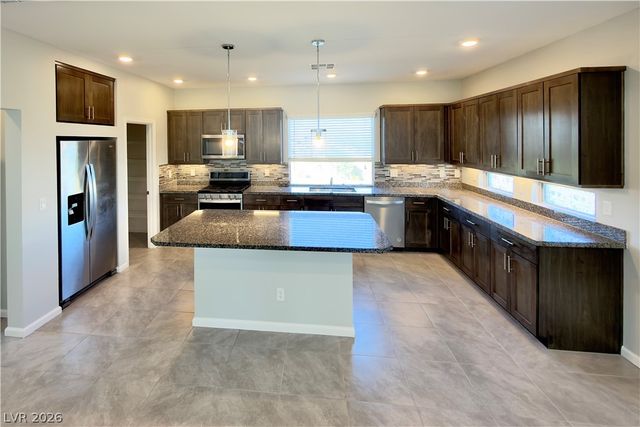 7764 Corte Bianca Court, Las Vegas, NV 89113