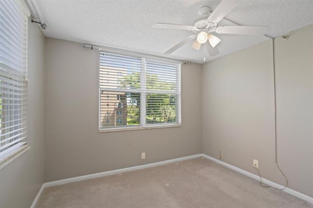 4550 NW 18th Avenue 301, Deerfield Beach, FL 33064