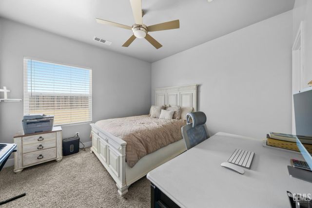 8104 Morningstar Avenue, Bakersfield, CA 93306