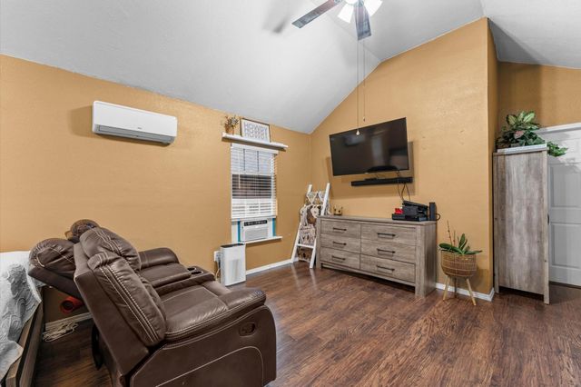 2527 Turner Drive, Houston, TX 77093