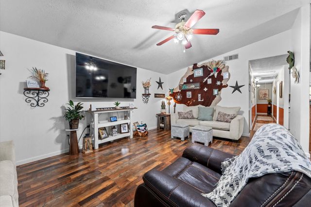 2527 Turner Drive, Houston, TX 77093