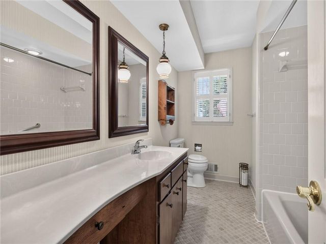 3028 St Charles Avenue, Gainesville, GA 30504