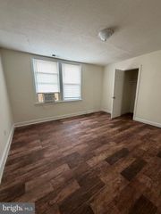2814 POMEROY RD SE #1, Washington, DC 20020