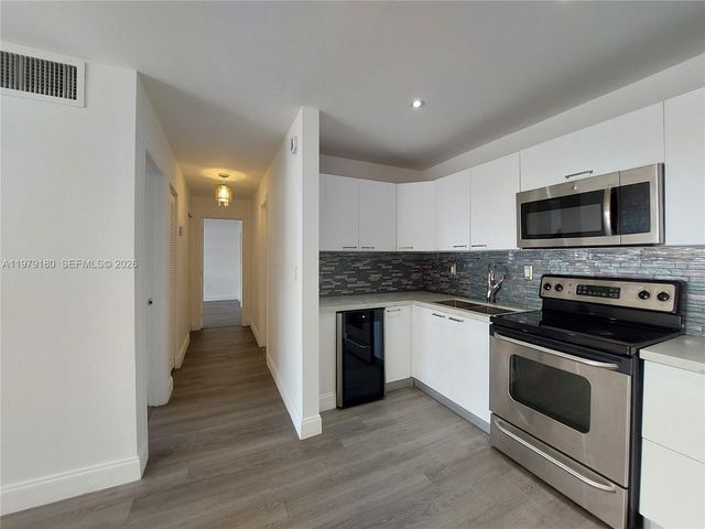 4410 NW 79th Ave 2B, Doral, FL 33166