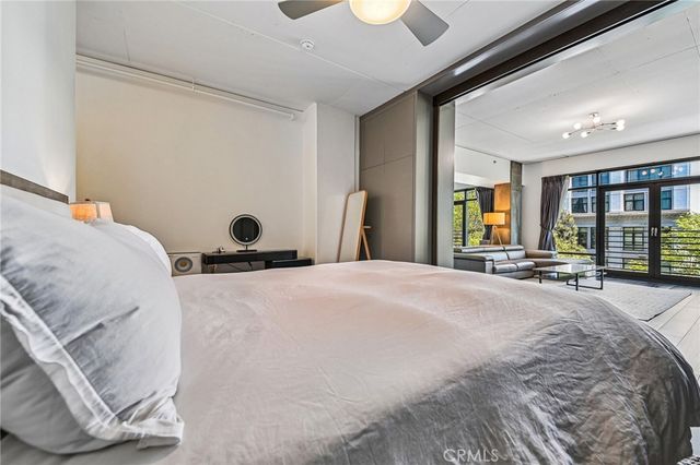 1111 S Grand Avenue 515, Los Angeles, CA 90015