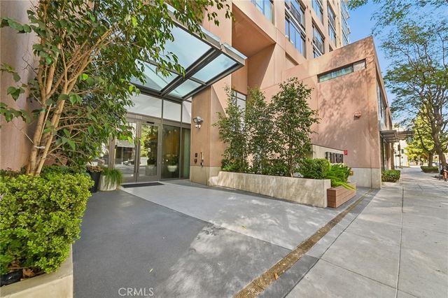 1111 S Grand Avenue 515, Los Angeles, CA 90015