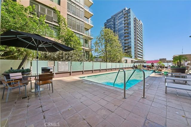 1111 S Grand Avenue 515, Los Angeles, CA 90015