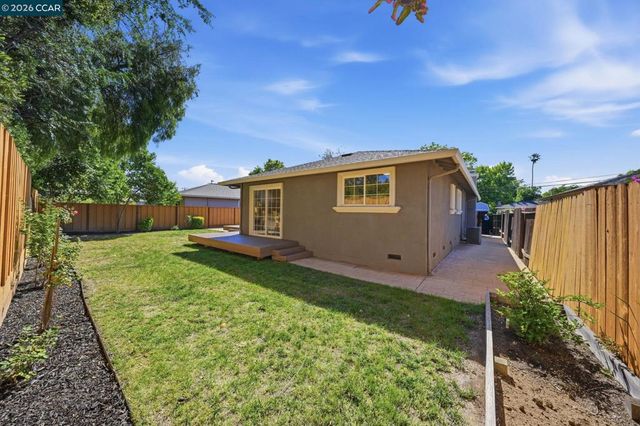 2282 Charlotte Ave, Concord, CA 94518