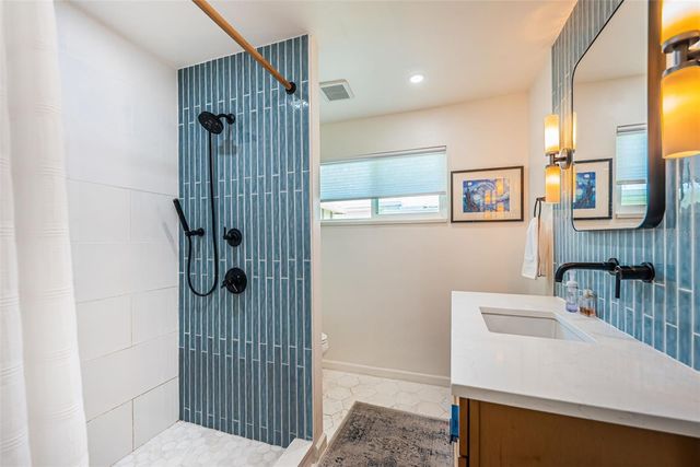 1496 49TH AVENUE NE, St Petersburg, FL 33703