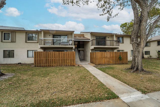 3402 E Gardens East Drive 7b, Palm Beach Gardens, FL 33410