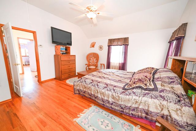 248 Fendale Street, Franklin Square, NY 11010