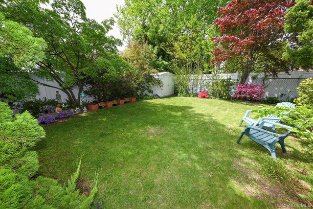248 Fendale Street, Franklin Square, NY 11010