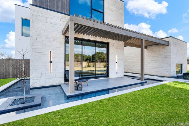 107 Wellesley Cove, Shavano Park, TX 78231