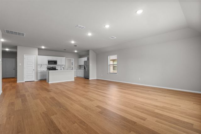 1928 Laurel Park Lane, Seagoville, TX 75159