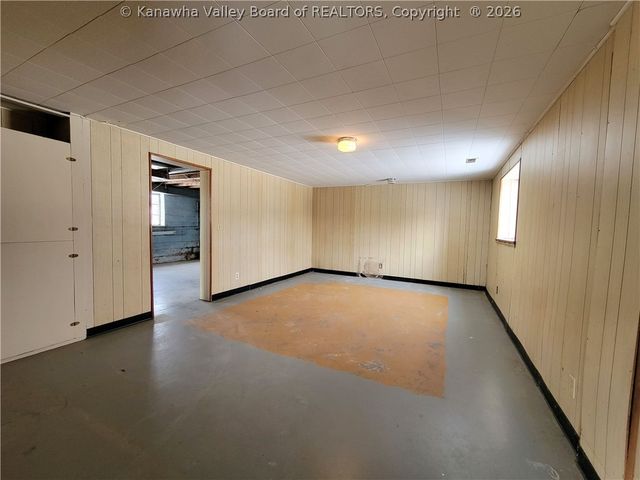 1601 Camden Drive, Charleston, WV 25302