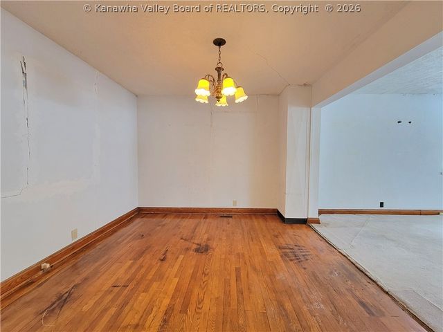 1601 Camden Drive, Charleston, WV 25302