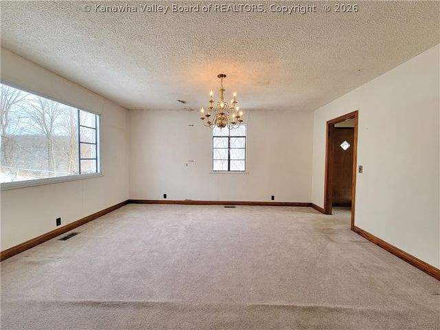 1601 Camden Drive, Charleston, WV 25302