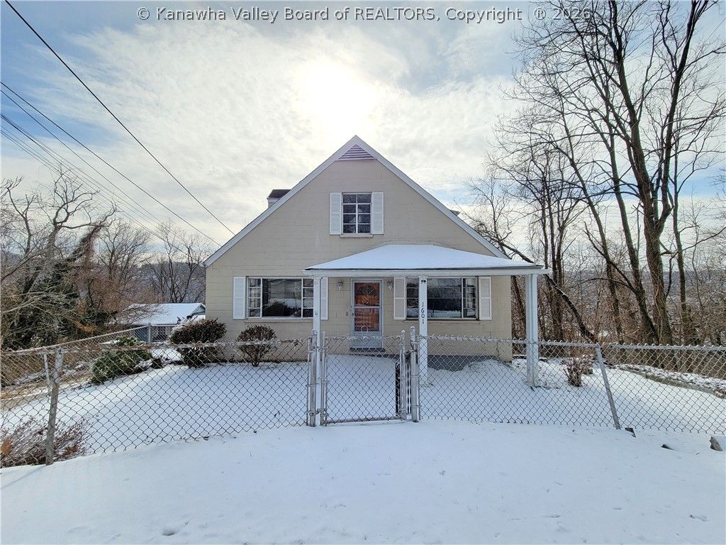 1601 Camden Drive, Charleston, WV 25302