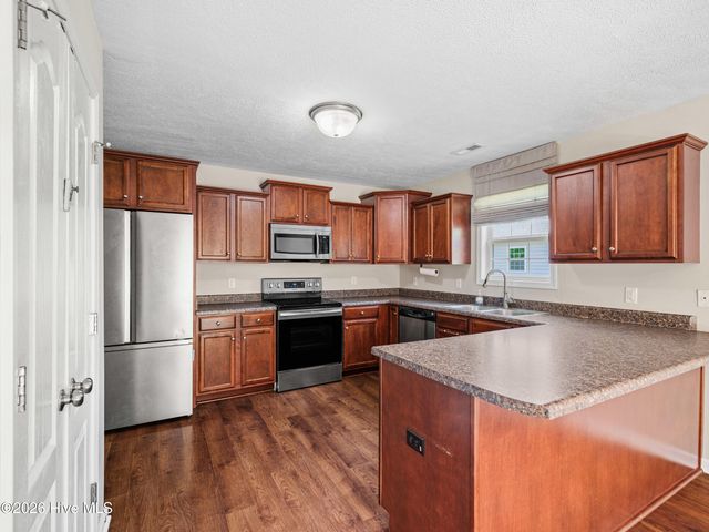 210 Marsh Haven Drive, Sneads Ferry, NC 28460