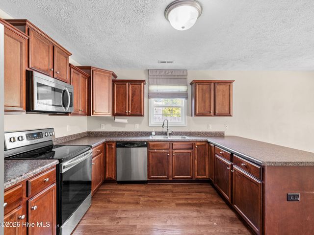 210 Marsh Haven Drive, Sneads Ferry, NC 28460