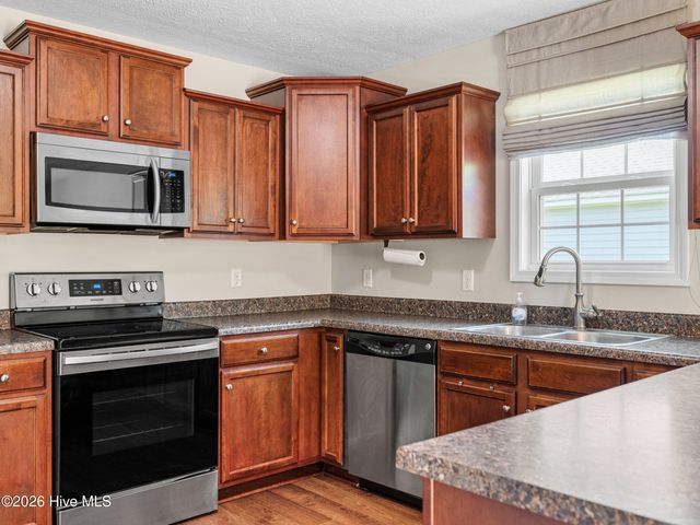 210 Marsh Haven Drive, Sneads Ferry, NC 28460