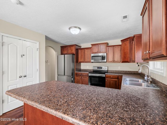 210 Marsh Haven Drive, Sneads Ferry, NC 28460