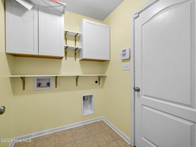 210 Marsh Haven Drive, Sneads Ferry, NC 28460