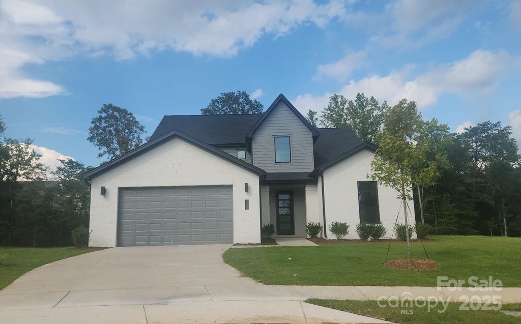 558 Tonka Path, Tega Cay, SC 29708