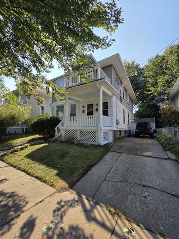 6614 5th AVENUE, Kenosha, WI 53143