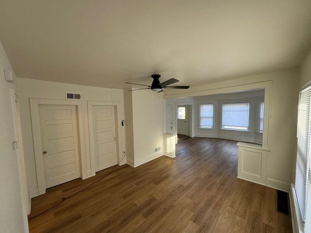 6614 5th AVENUE, Kenosha, WI 53143